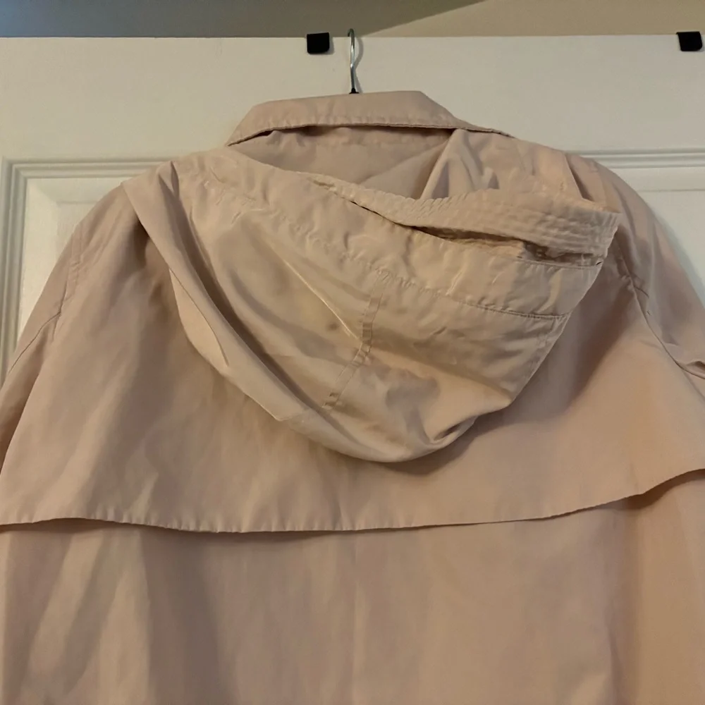 Zara Cream Utility Jacket with Relaxed Fit and Collared Neckline - Picture 8 of 9